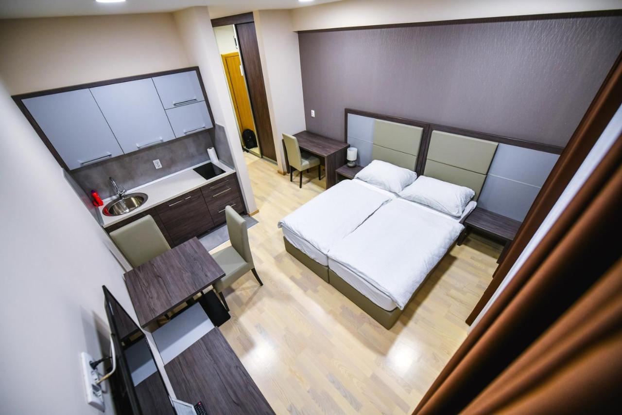 La Casa Apartments Баня-Лука Экстерьер фото